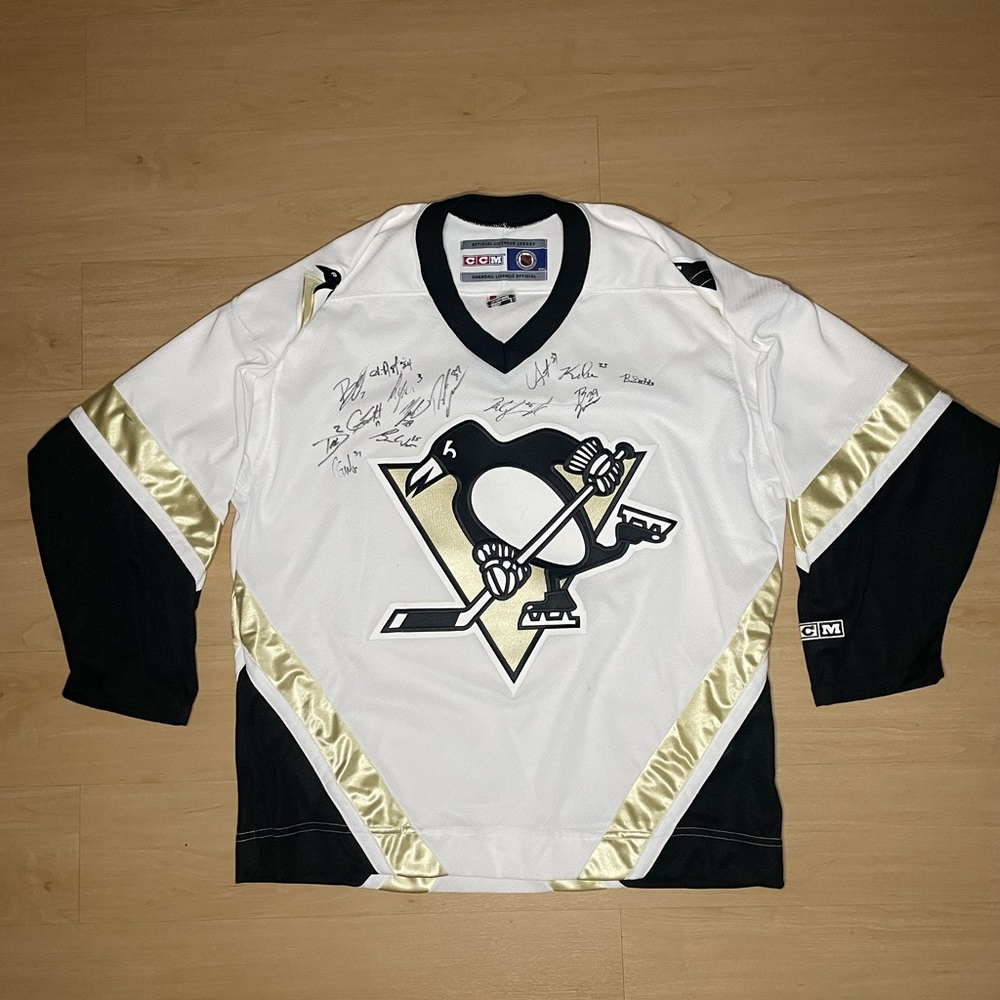 CCM Authentic Pittsburgh Penguins NHL Hockey Jersey White Large Autographed - Picture 1 of 11